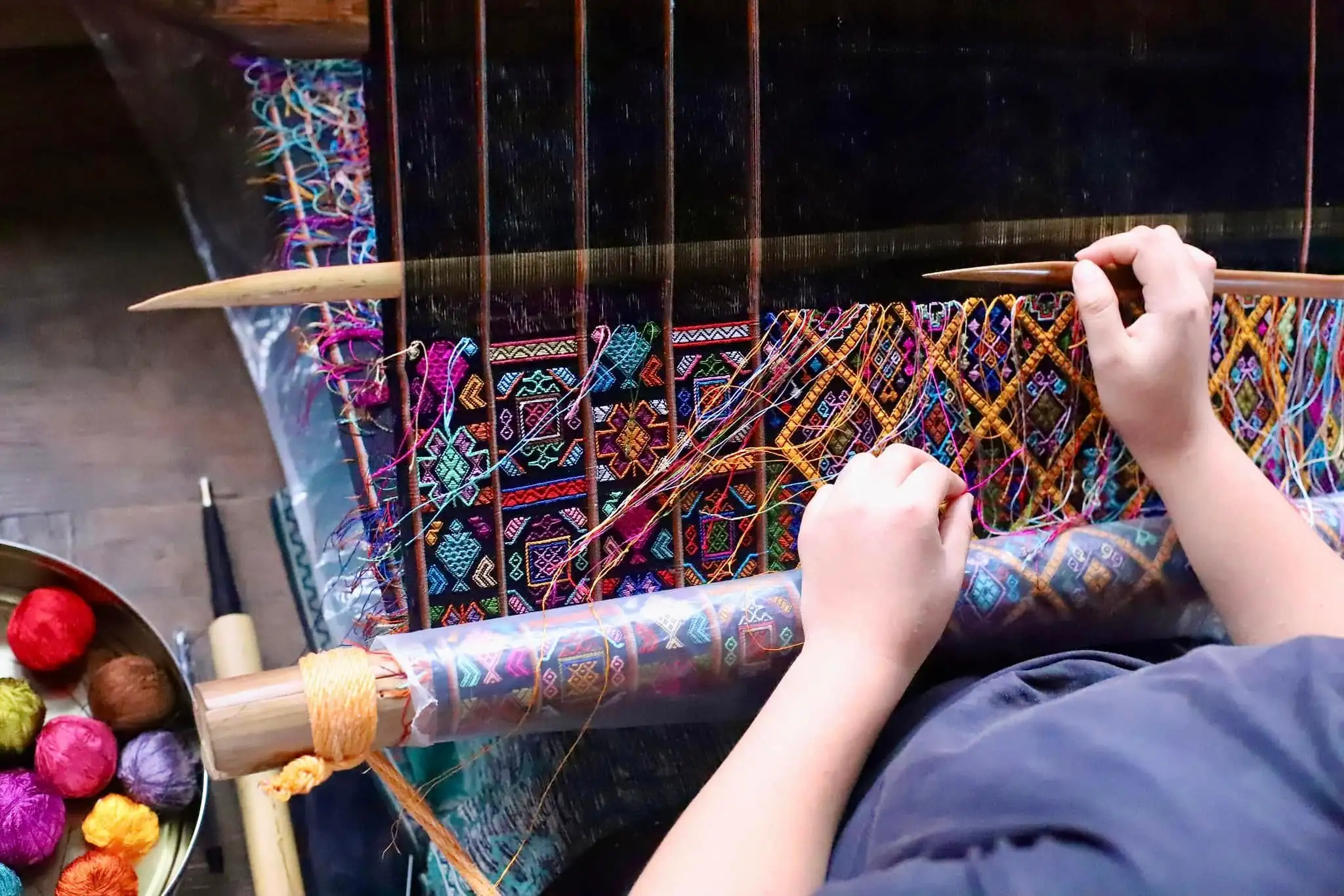 Weaving Kira